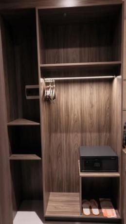 Imagen de la habitación del Hotel Eno Front One Semarang. Foto 20