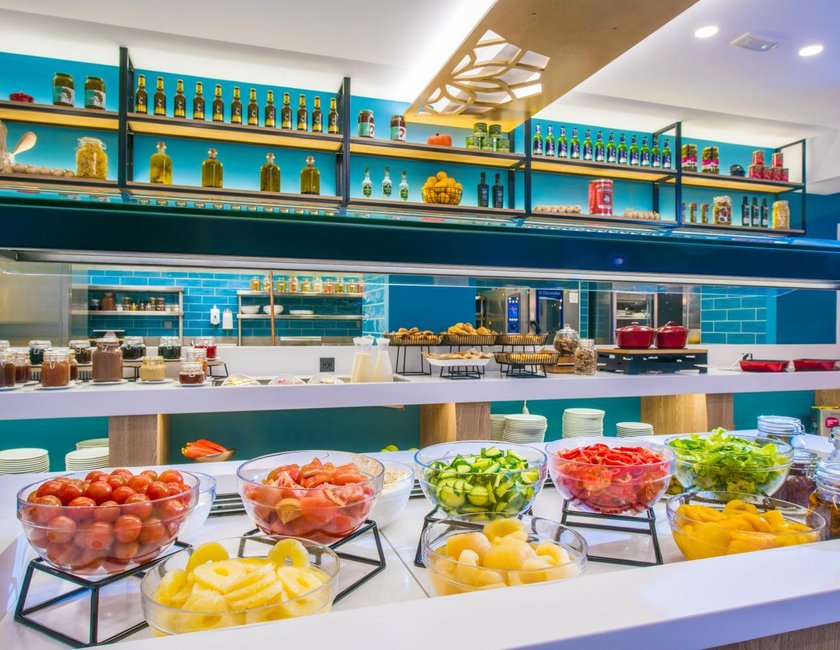 Imagen general del Hotel Enorme Infinity Beach. Foto 15