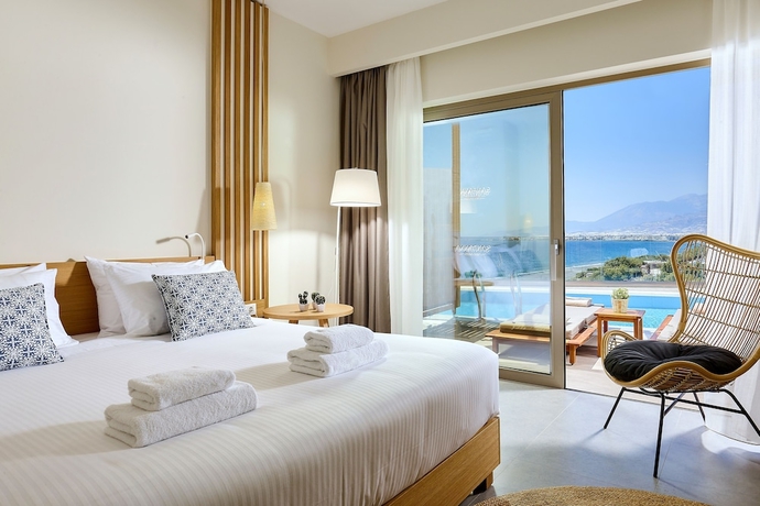 Imagen de la habitación del Hotel Enorme Santanna Beach. Foto 4