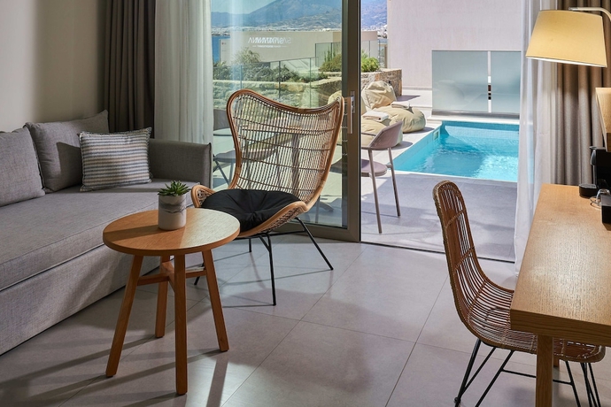 Imagen de la habitación del Hotel Enorme Santanna Beach. Foto 8