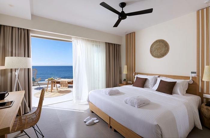 Imagen de la habitación del Hotel Enorme Santanna Beach. Foto 11