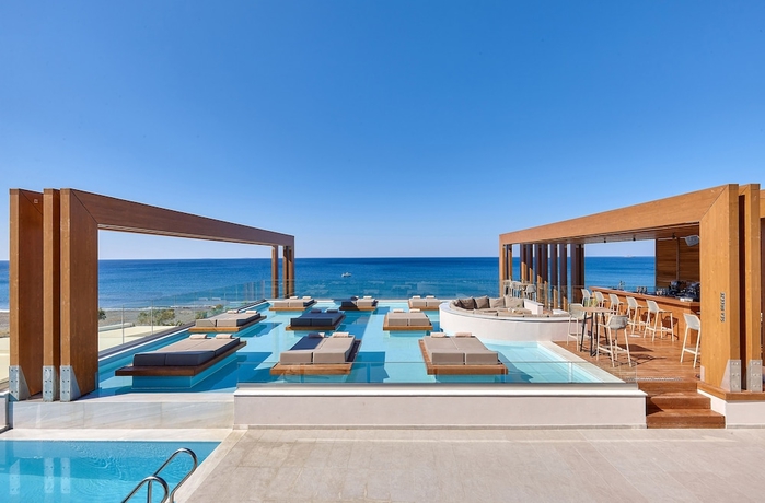 Imagen general del Hotel Enorme Santanna Beach. Foto 1