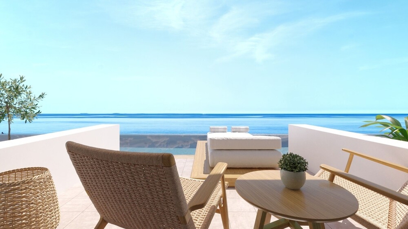 Imagen de la habitación del Hotel Enorme Santanna Island. Foto 8