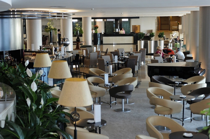 Imagen de los interiores del Hotel Enotel Lido. Foto 15