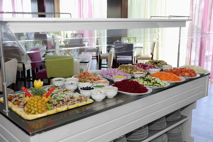 Imagen del bar/restaurante del Hotel Enotel Magnólia. Foto 5