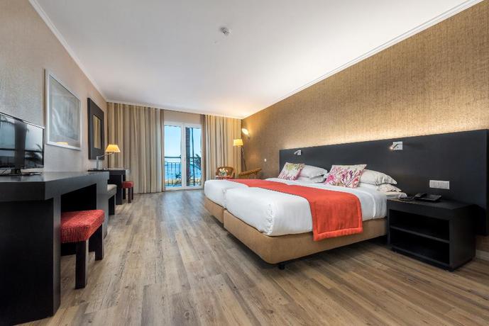 Imagen de la habitación del Hotel Enotel Sunset Bay. Foto 8