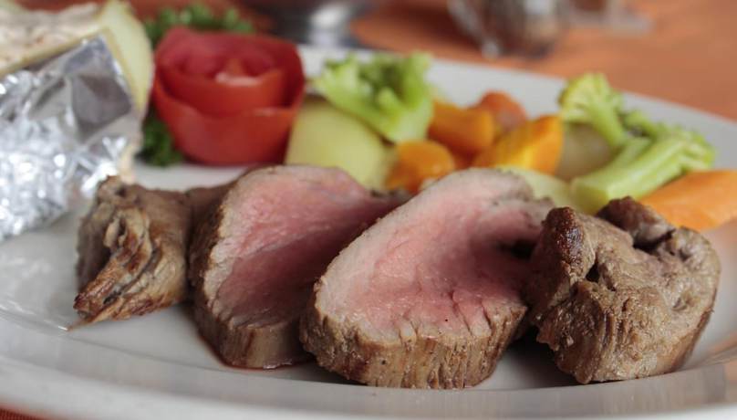 Imagen del bar/restaurante del Hotel Enr&iacute;quez. Foto 3