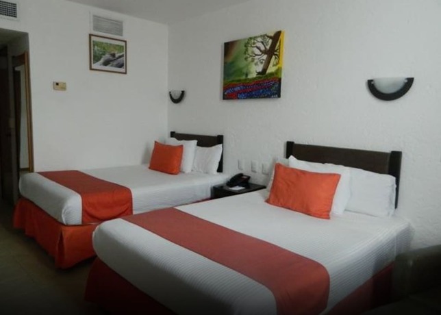 Imagen de la habitación del Hotel Enr&iacute;quez. Foto 13