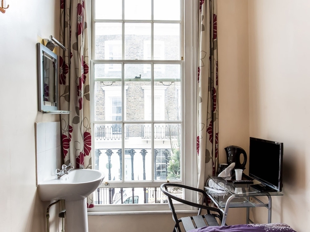 Imagen de la habitación del Hotel Enrico. Foto 7