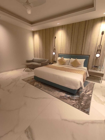 Imagen de la habitación del Hotel Enrise By Sayaji Bhopal. Foto 10