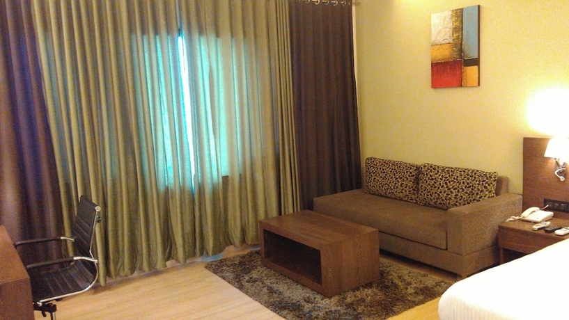 Imagen de la habitación del Hotel Enrise By Sayaji Bhopal. Foto 14