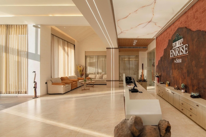 Imagen de los interiores del Hotel Enrise By Sayaji Junagadh. Foto 9