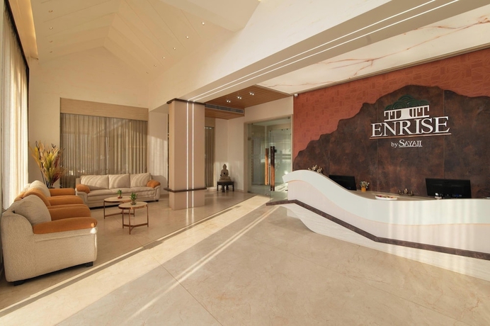 Imagen de los interiores del Hotel Enrise By Sayaji Junagadh. Foto 10