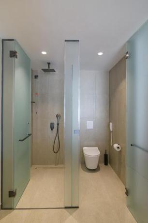 Imagen de la habitación del Hotel Ensana Aquahouse. Foto 16