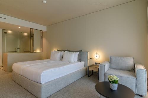Imagen de la habitación del Hotel Ensana Aquahouse. Foto 20