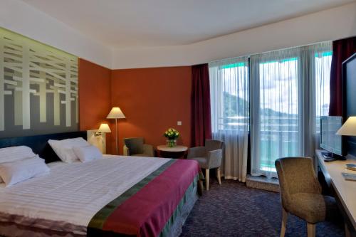 Imagen de la habitación del Hotel Ensana Bradet. Foto 7