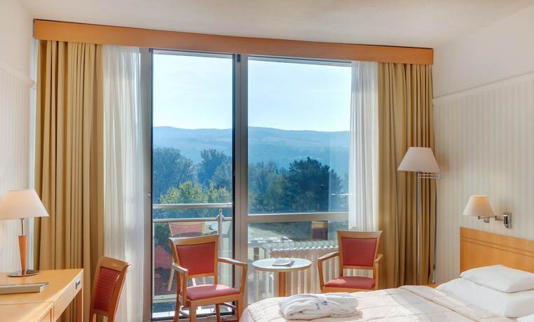 Imagen de la habitación del Hotel Ensana Esplanade. Foto 10