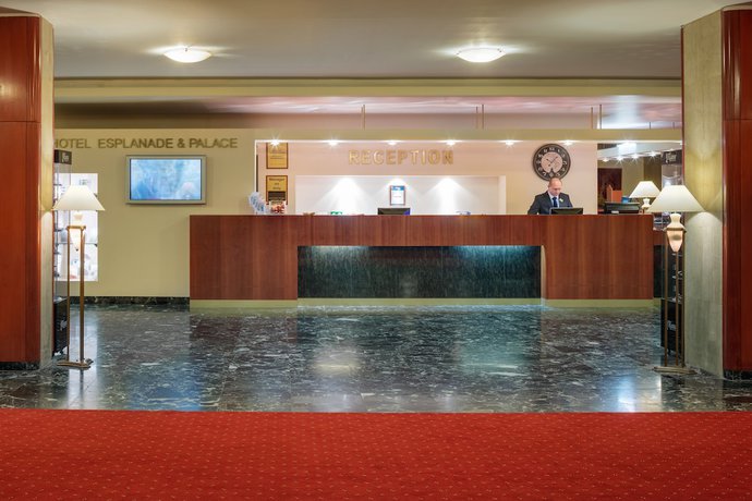 Imagen de los interiores del Hotel Ensana Esplanade. Foto 20