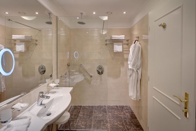 Imagen de la habitación del Hotel Ensana Nove Lazne. Foto 9