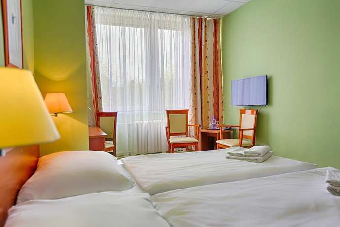 Imagen de la habitación del Hotel Ensana Spa Smrdaky. Foto 13