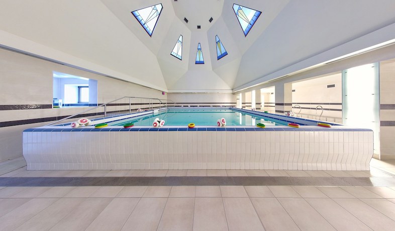 Imagen de la piscina del Hotel Ensana Splendid, Piestany. Foto 15