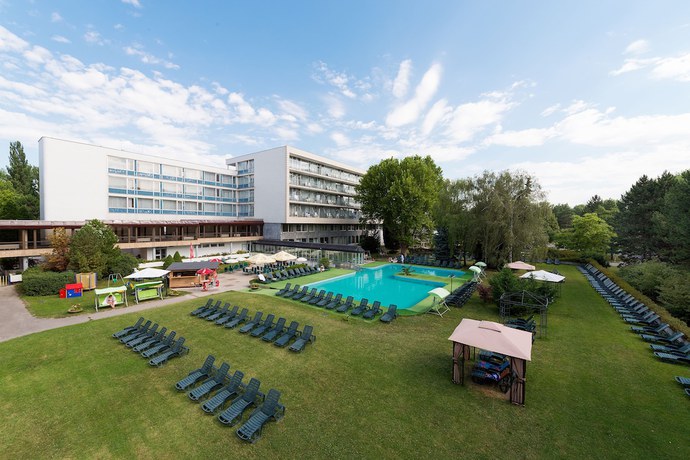 Imagen de la piscina del Hotel Ensana Splendid, Piestany. Foto 20