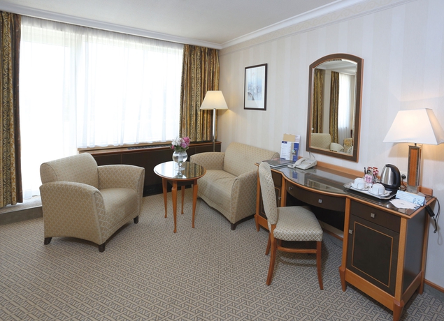 Imagen de la habitación del Hotel Ensana Thermal Margaret Island. Foto 9