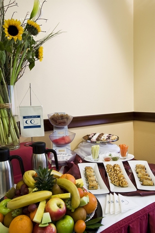 Imagen del bar/restaurante del Hotel Ensana Thermal Margaret Island. Foto 2