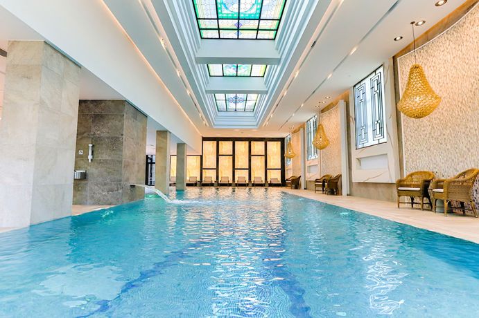 Imagen de la piscina del Hotel Ensana Thermia Palace. Foto 19
