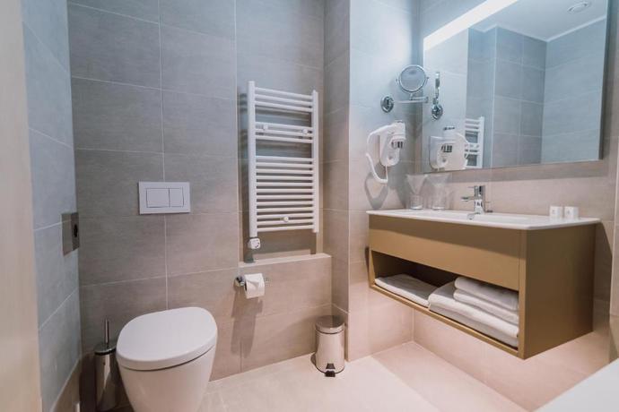 Imagen de la habitación del Hotel Ensana Ursina. Foto 5