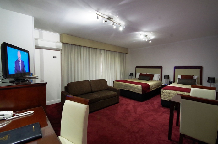 Imagen de la habitación del Hotel Ensenada Motor Inn and Suites. Foto 12