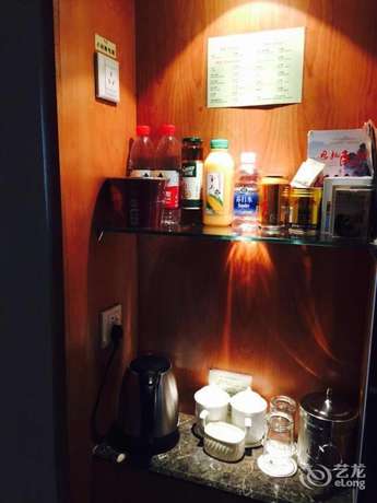 Imagen de los interiores del Hotel Enshi Asian Hotel. Foto 20