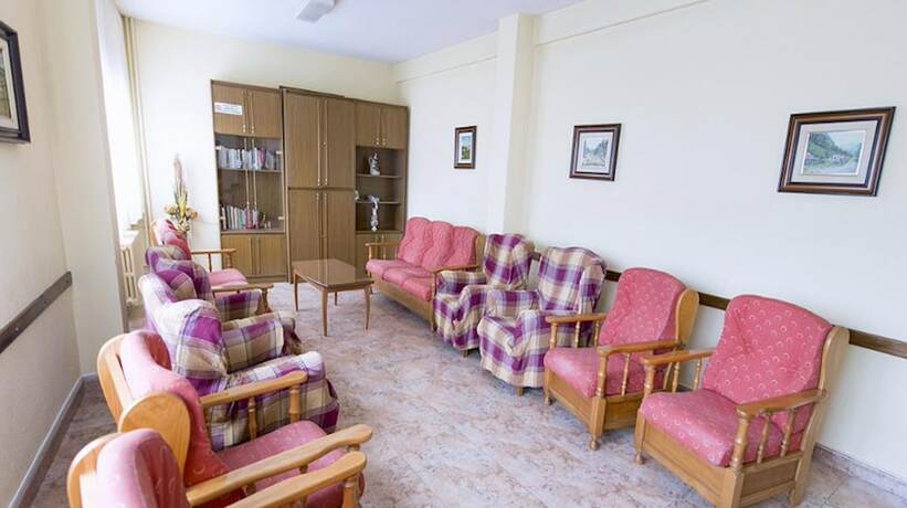 Imagen general del Hotel Ensuite Rooms for Women Only - LEON. Foto 12