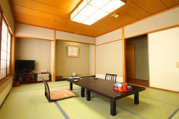 Imagen de la habitación del Hotel Entaijiso. Foto 12