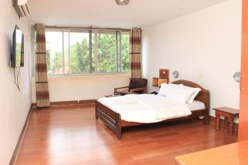 Imagen general del Hotel Entebbe Flights Motel. Foto 4