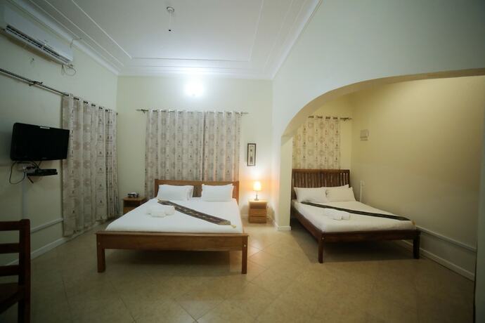 Imagen general del Hotel Entebbe Palm, Kakeeke Subward. Foto 3