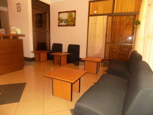 Imagen general del Hotel Entebbe Travelle\'rs Inn. Foto 4