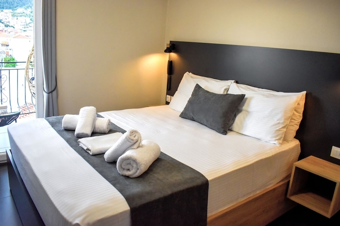 Imagen de la habitación del Hotel Entelia. Foto 9