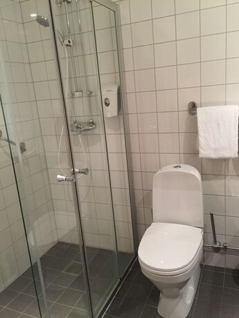 Imagen de la habitación del Hotel Enter St. Elisabeth. Foto 18