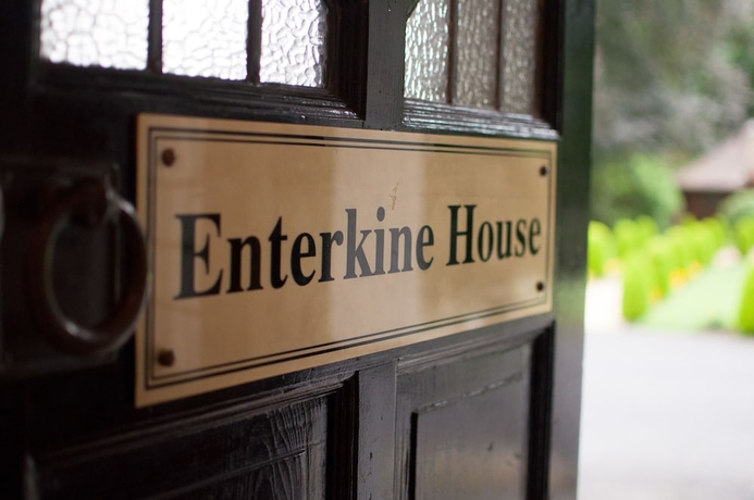 Imagen de los interiores del Hotel Enterkine House. Foto 19