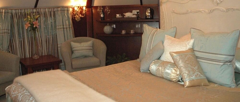 Imagen de la habitación del Hotel Enterkine House. Foto 10