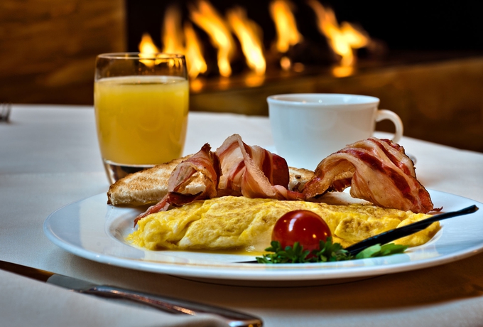 Imagen del bar/restaurante del Hotel Enterprise. Foto 2