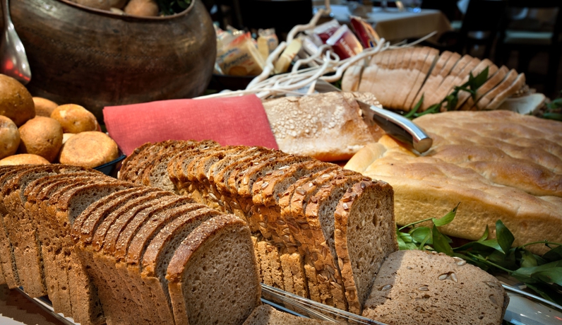 Imagen del bar/restaurante del Hotel Enterprise. Foto 4