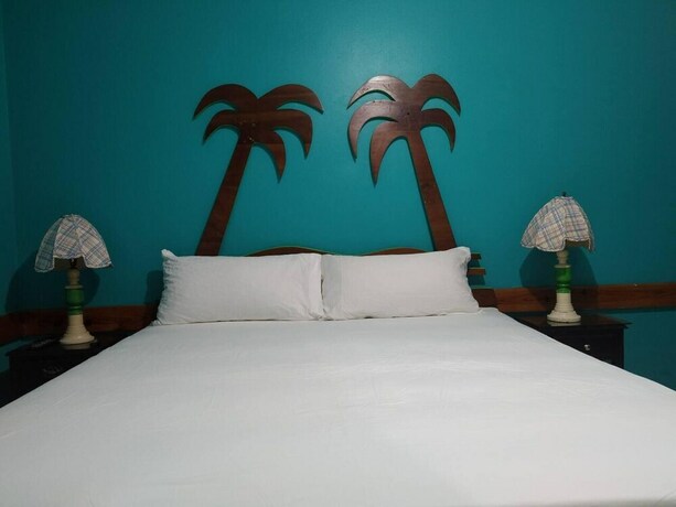 Imagen general del Hotel Entire 6-bedroom Villa Free Parking With Fast Wifi. Foto 18