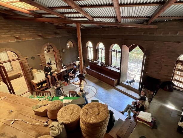 Imagen general del Hotel Entre Amigos. Foto 10