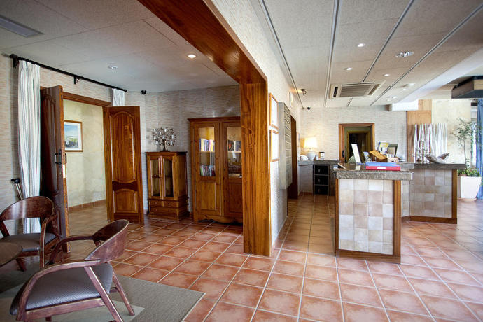 Imagen de los interiores del Hotel Entre Pinos, Es Calo. Foto 15