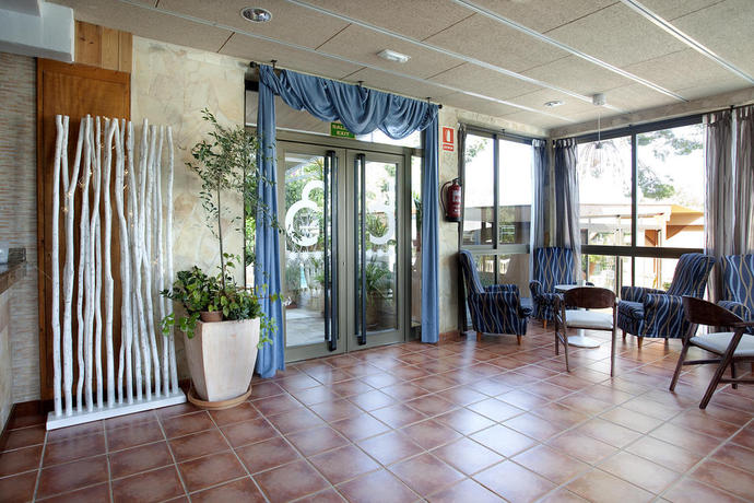 Imagen de los interiores del Hotel Entre Pinos, Es Calo. Foto 16