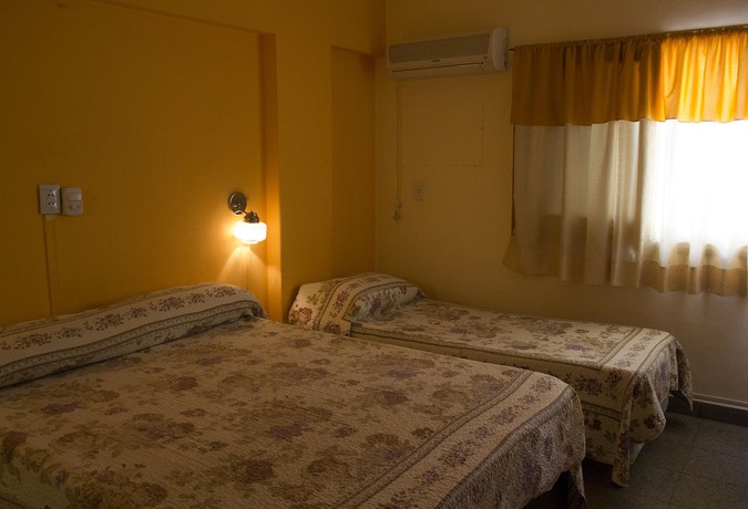 Imagen de la habitación del Hotel Entre Rios, C&Oacute;RDOBA (AR). Foto 11