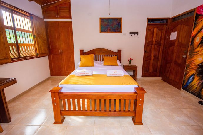 Imagen de la habitación del Hotel Entrecielos. Foto 19