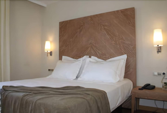 Imagen de la habitación del Hotel Entredos. Foto 10